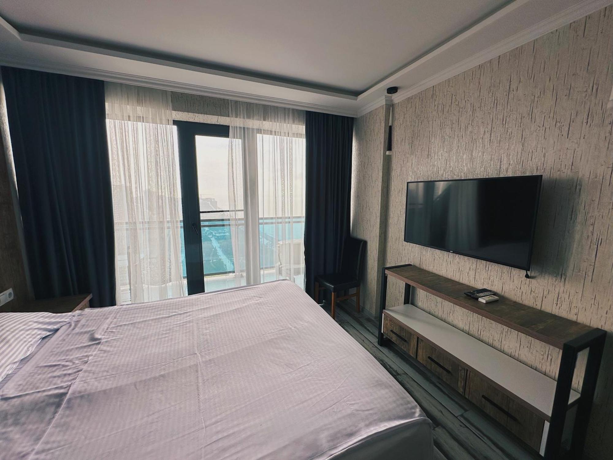 Marvella Hotel Orbi Beach Tower Batumi Eksteriør bilde