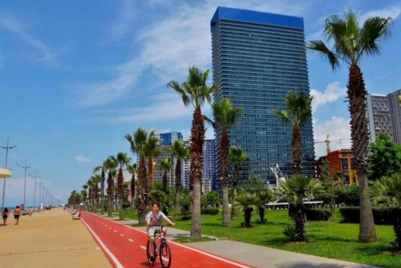 Marvella Hotel Orbi Beach Tower Batumi Eksteriør bilde
