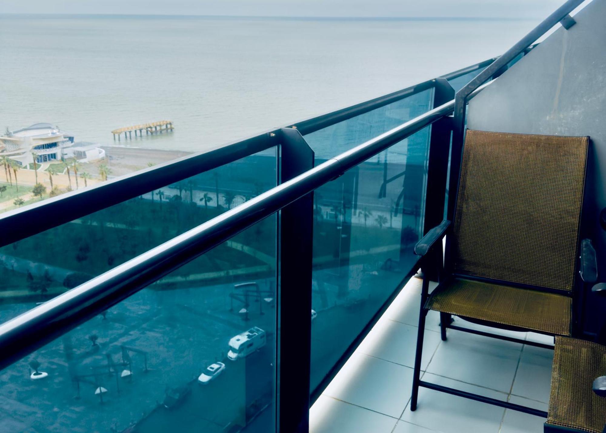 Marvella Hotel Orbi Beach Tower Batumi Eksteriør bilde